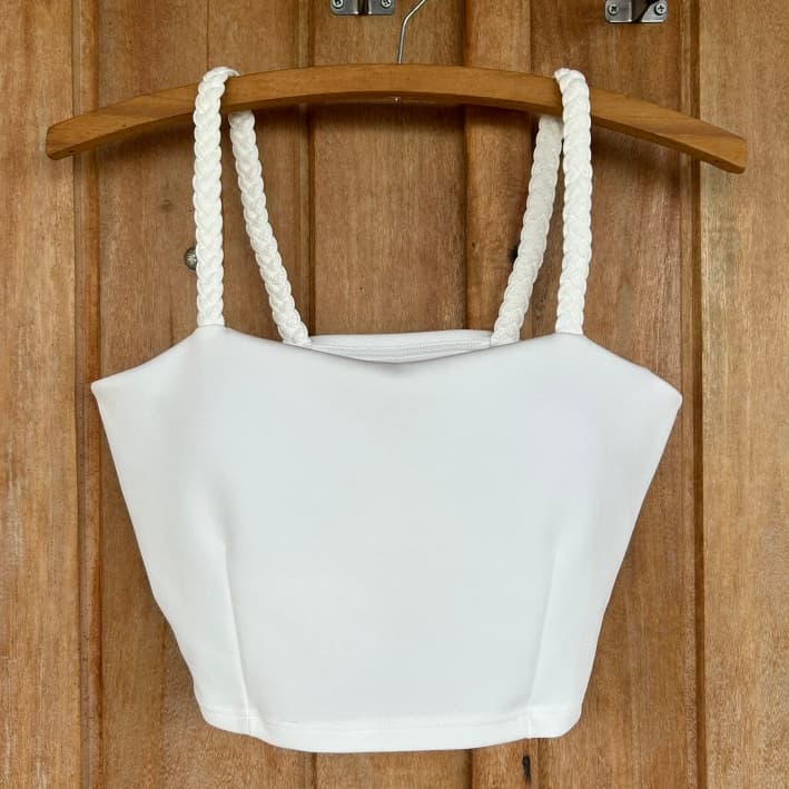 Top Cropped Feminino Suplex com Bojo Alça Trançada Blusa Feminina Estilosa Ano Novo