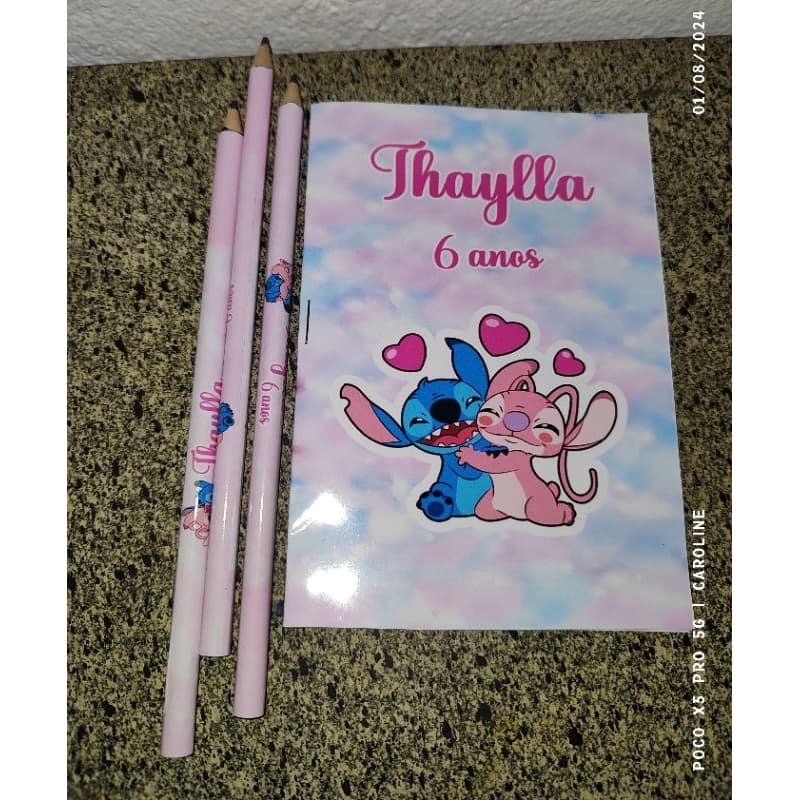 Livrinho de colorir + lápis personalizado