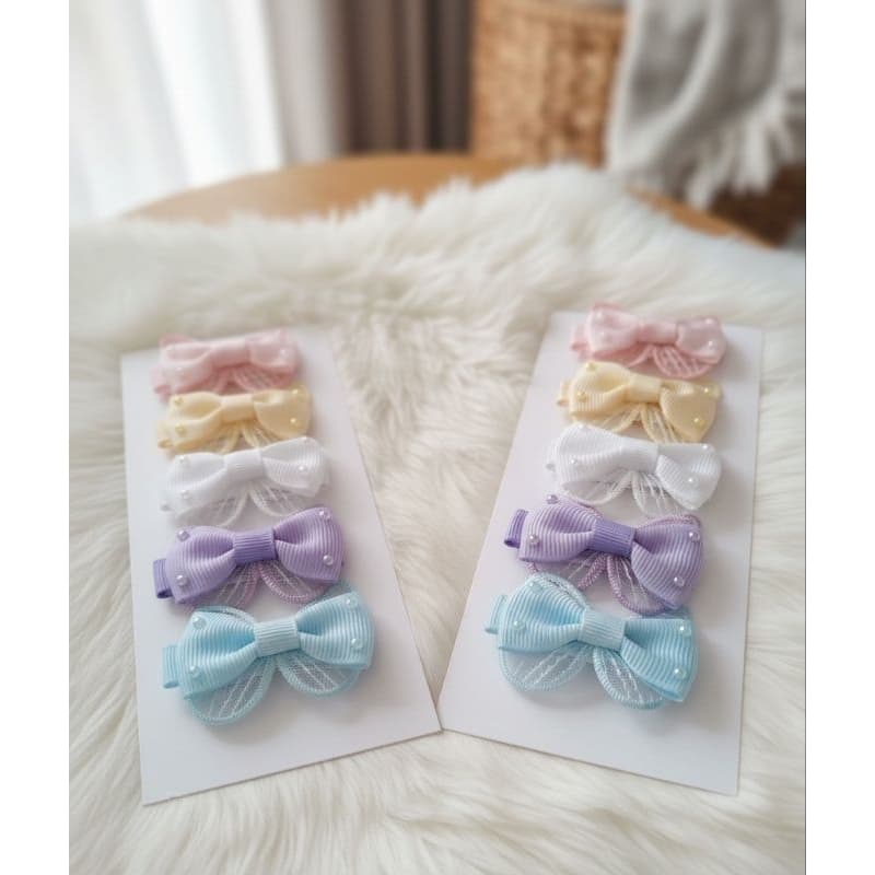🦋 Laços Borboleta com Renda e Pérolas 💕 Bico de Pato Infantil ✨ Escolha 1 Par ou o Kit Completo 🌈