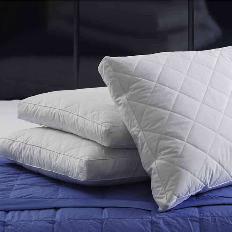 Kit 3 Travesseiro Matelado Alto Firme Antialergico Antibacteriano 50x70x16cm Branco Barato Confortável