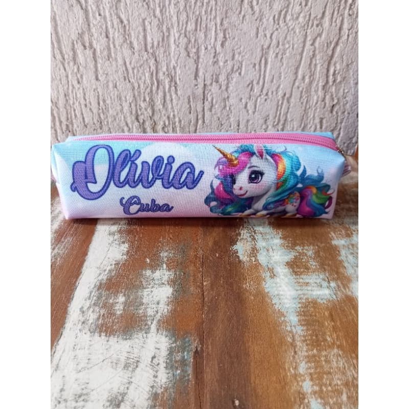 estojo escolar tamanho P personalizado com nome e tema que desejar