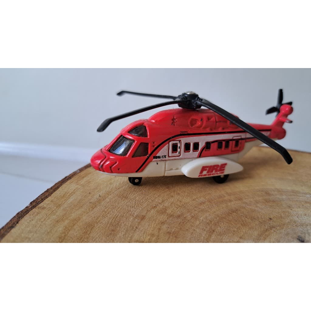 MatchBOX Aviões e helicópteros grandes (dobro de tamanho) - coleção antiga