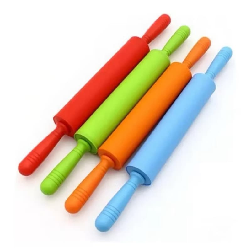 Rolo De Massa Macarrão Silicone Giratório Antiaderente Cor Aleatorio