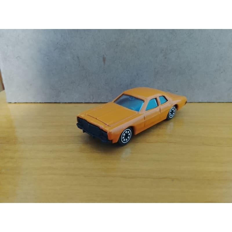 carrinhos ano 90 escala 1/64 valor um de cada