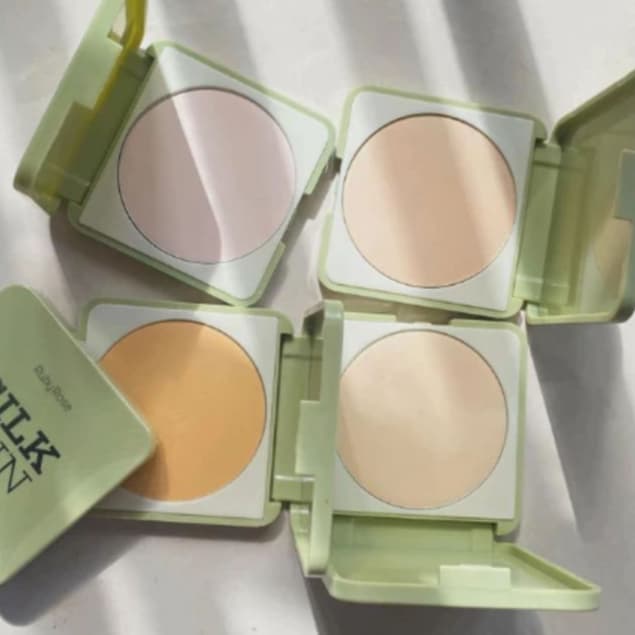 Pó Compacto Facial Compact Powder Facial Ultrafino Silk Skin 9,5g - HBT14004