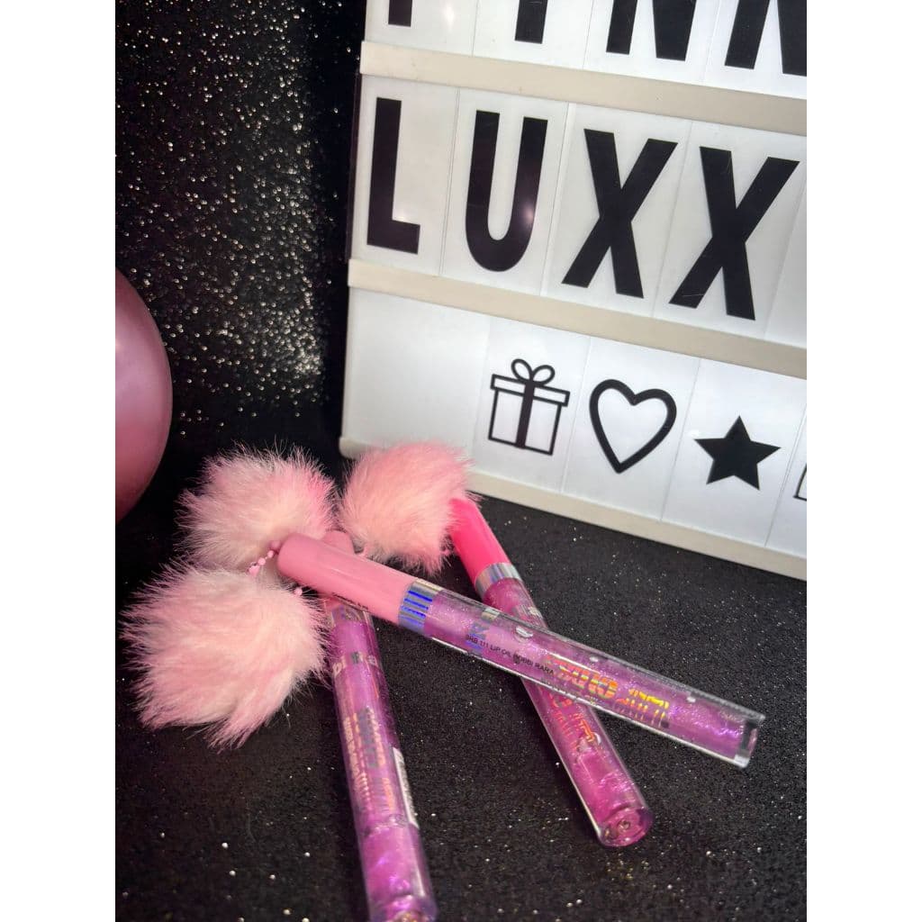 Gloss Lip Oil Shiny com Chaveiro Pompom Bobbi Rara