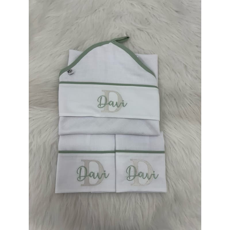 kit fraldas premium contendo  1 banho fralda + 1 passeio + 1 boca personalizadas com nome do bebê.
