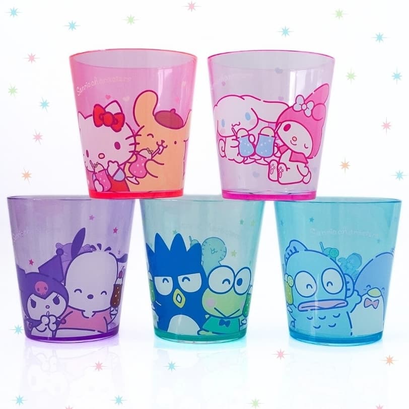 Mini Copo Plástico 260ml Hello Kitty e amigos My Melody Cinnamoroll Keroppi Kuromi Pochacco