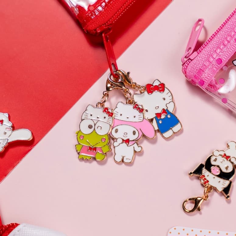 Pingente Chaveiro Hello Kitty 50 Anos My Melody Cinnamoroll Pompompurin Kuromi
