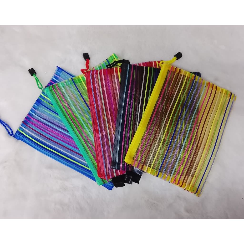 Bolsinha Estojo Nylon Necessaire De Tam. medio Portátil Para Viagem Cosméticos Produtos De Higiene Pessoal