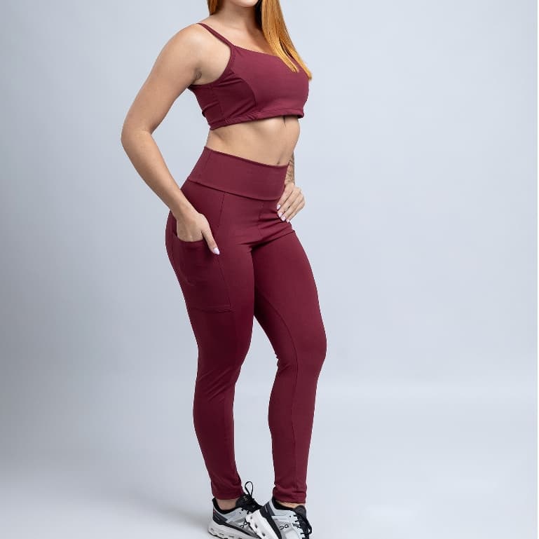 Conjunto Legging com Bolso e Top Poli Fitness Academia Zero Transparencia para Treinos Intensos
