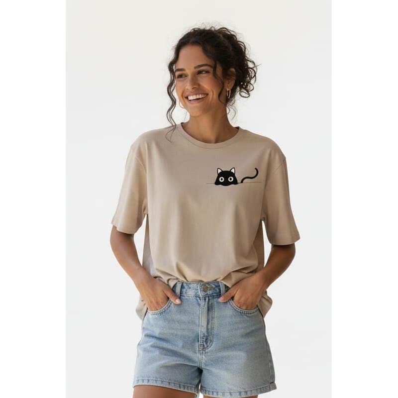 Camiseta T-shirt Feminina  Gata