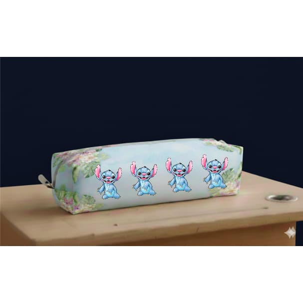 Estojo stitch floral escolar 20x6cm