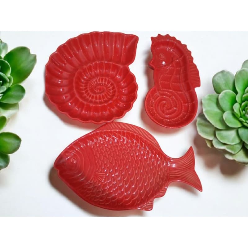Conjunto Travessa Cavalo Marinho + Travessa de Peixe + Petisqueira Caracol Vermelho Vivo Em Cerâmica Para Restaurante