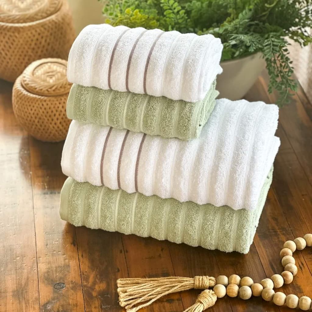 Jogo de Toalhas Banhão 4 Peças Gigante Grossa Felpuda 100% Algodão Toque Macio Excelente Absorção