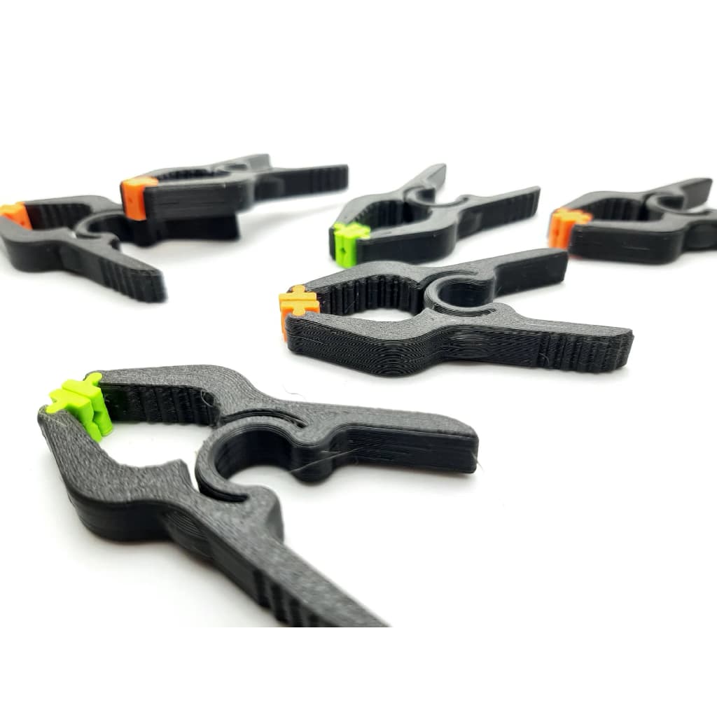 Kit com 4 unidades de Abraçadeira para Fixação em Impressão 3D – Suporte Prático e Resistente para Organização