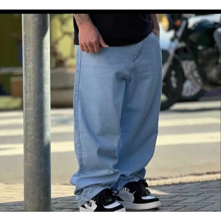 Calça balão jeans streetwear boca larga