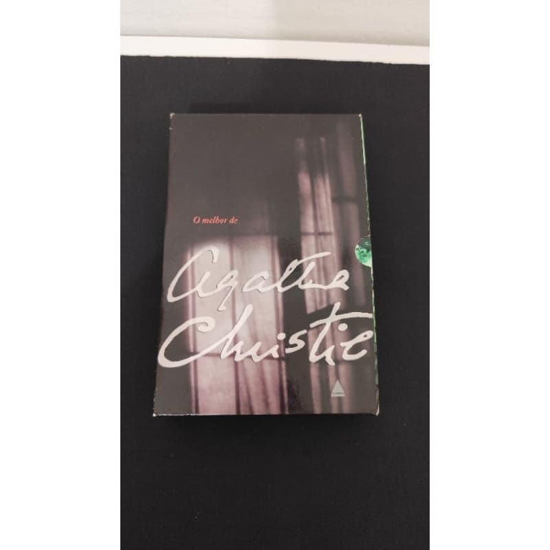 Box O melhor de Agatha Christie | Cai o pano | O Natal de Poirot | Assassinato no Expresso do Oriente (3 livros).