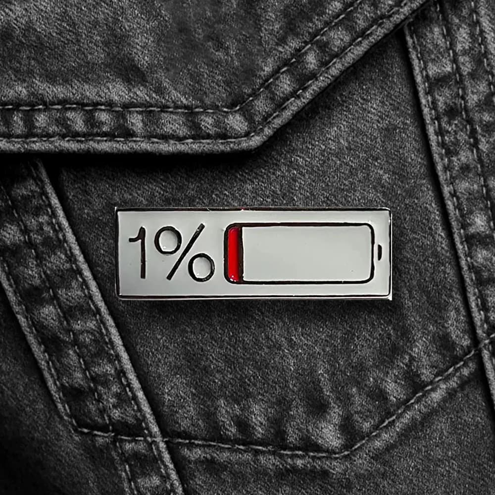 Pin Broche Bateria Baixa 1% Recarregue Broches Criativos