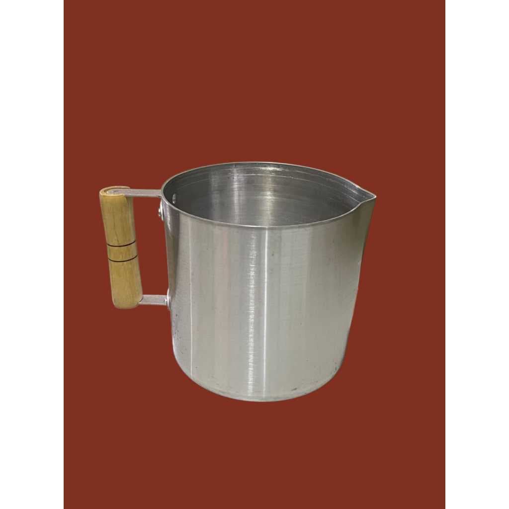 CANECÃO LEITEIRA ALUMÍNIO FORTE CABO MADEIRA 14 CM 1.700 ML(ESPESSURA 2 MM0)