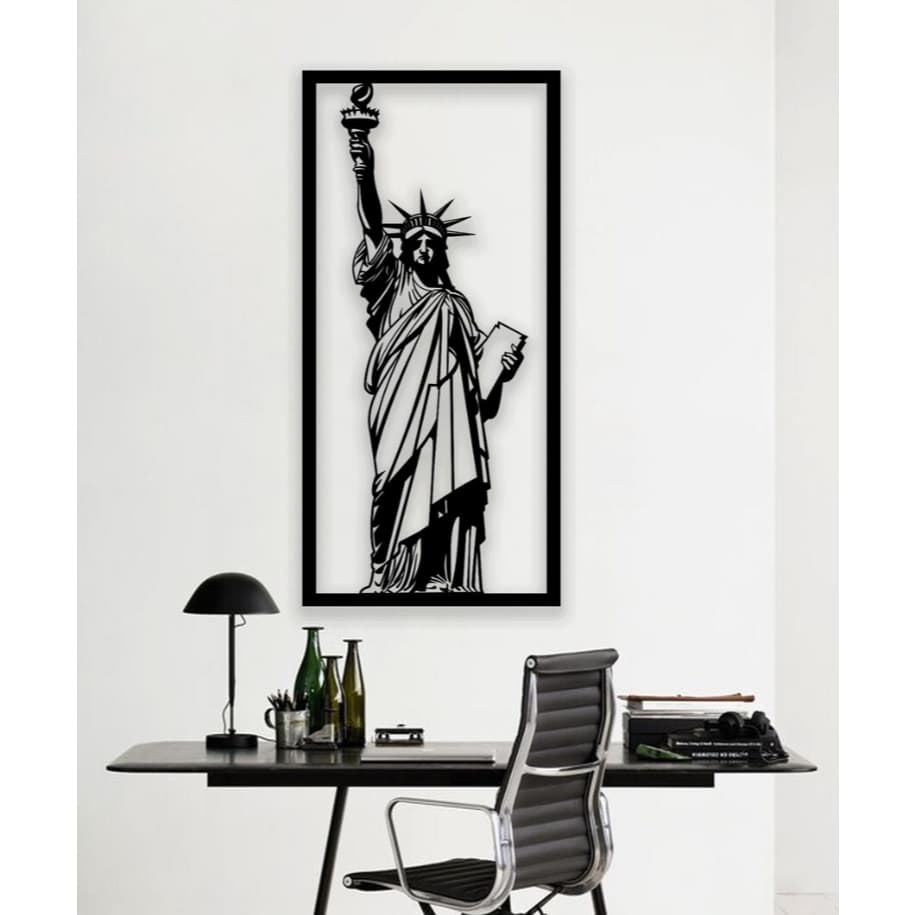 Quadro Decorativo Escultura de Parede Estatua da Liberdade MDF Preto Sala quarto