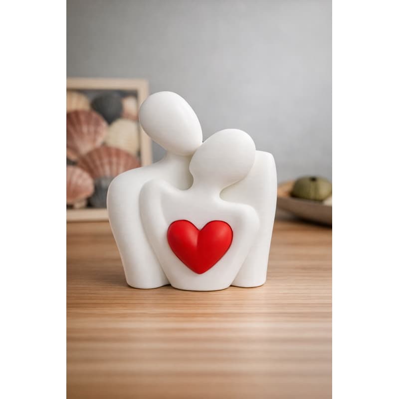 Escultura 3D Casal com Coração – Design Moderno para Decoração