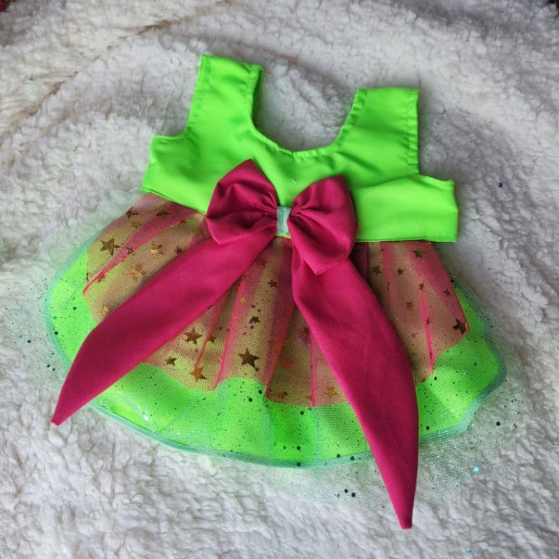VESTIDO PET FÊMEA CÃES E GATOS com fechamento em velcro/CARNAVAL