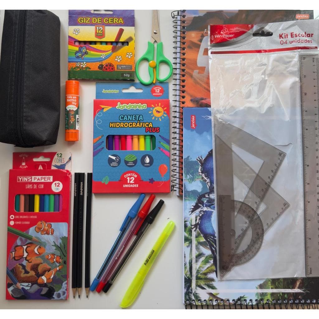 Kit Material Escolar volta as aulas