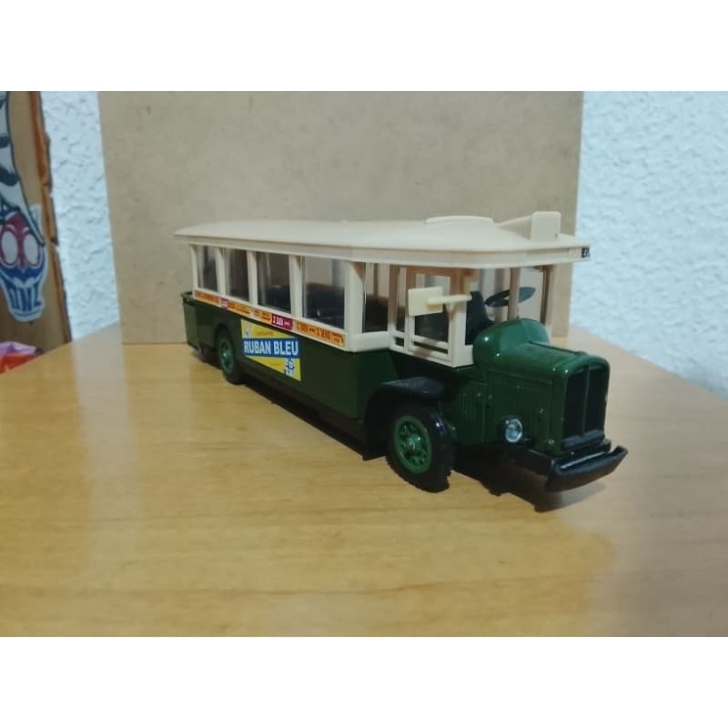 miniatura jardineira 1934 leia descrição