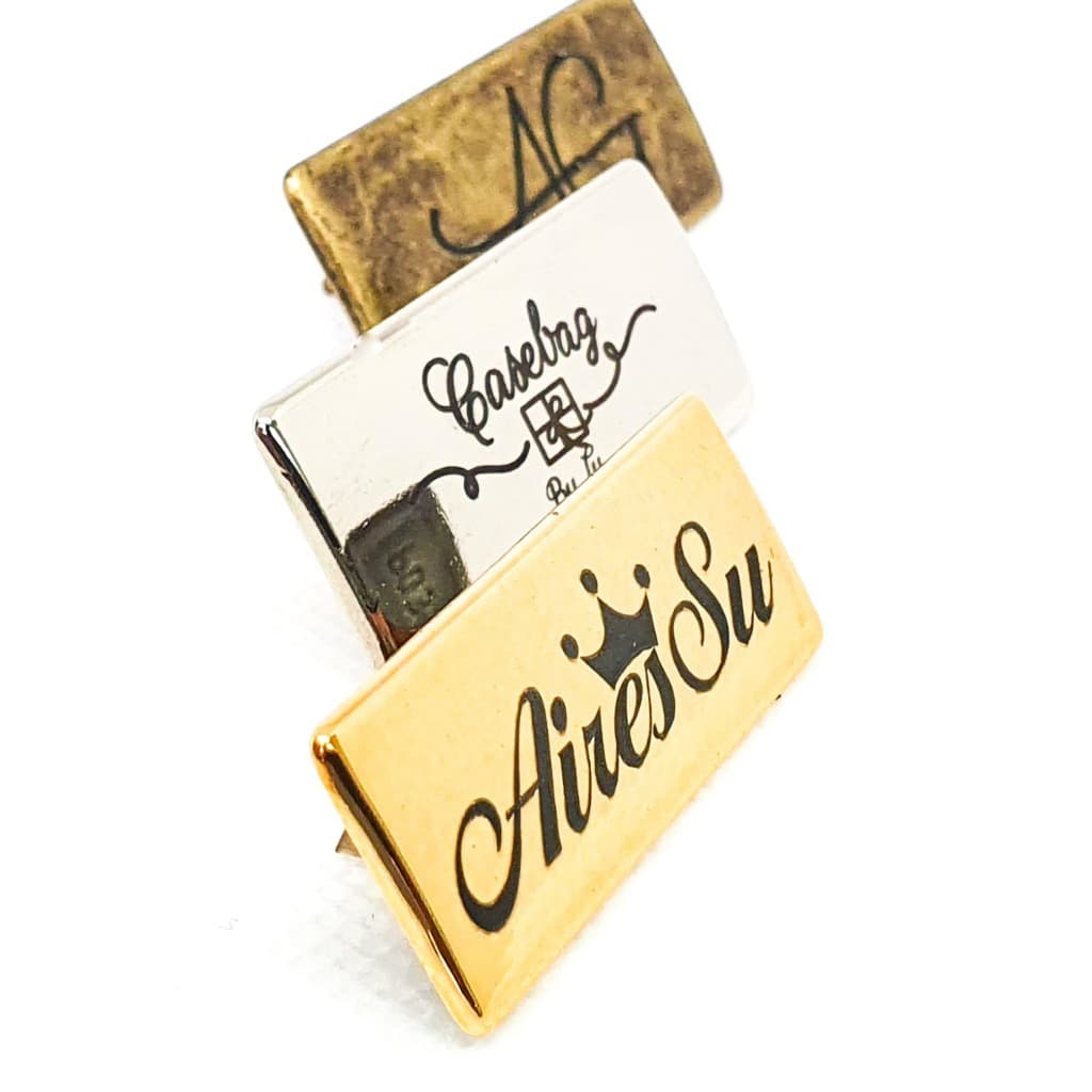 Kit 5 Etiquetas de Metal com Garras Personalizadas – Nomes Individuais 3,5x1,5 cm