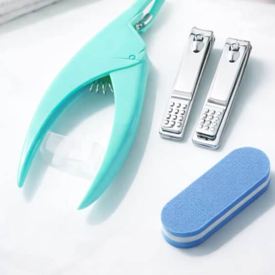 Kit Cortador de Unhas Completo – Cores Variadas