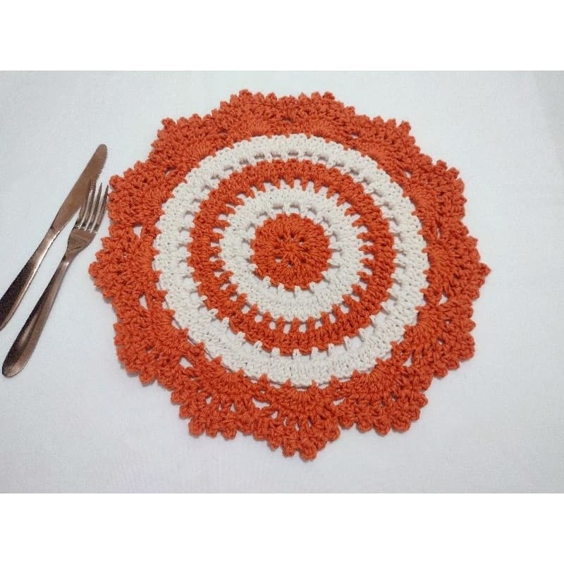 Sousplat de Crochê, Jogo americano redondo, descanso de prato, toalhinha de crochê, cru com laranja, 37cm