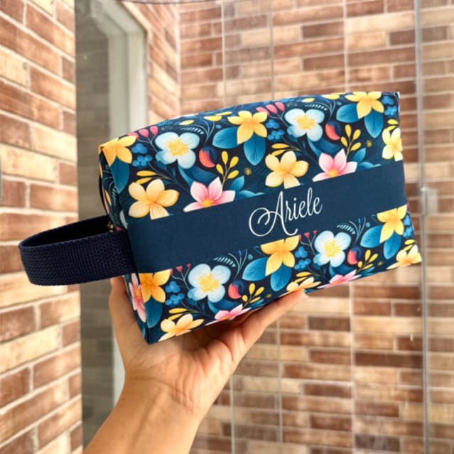 Necessaire box GG personalizada com nome para presente, make, trabalho, organização, dia a dia