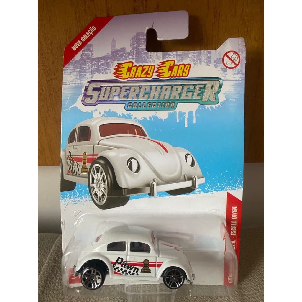 Carrinho Miniatura Fusca Branco Colecionável Crazy Cars SuperCharger Collection