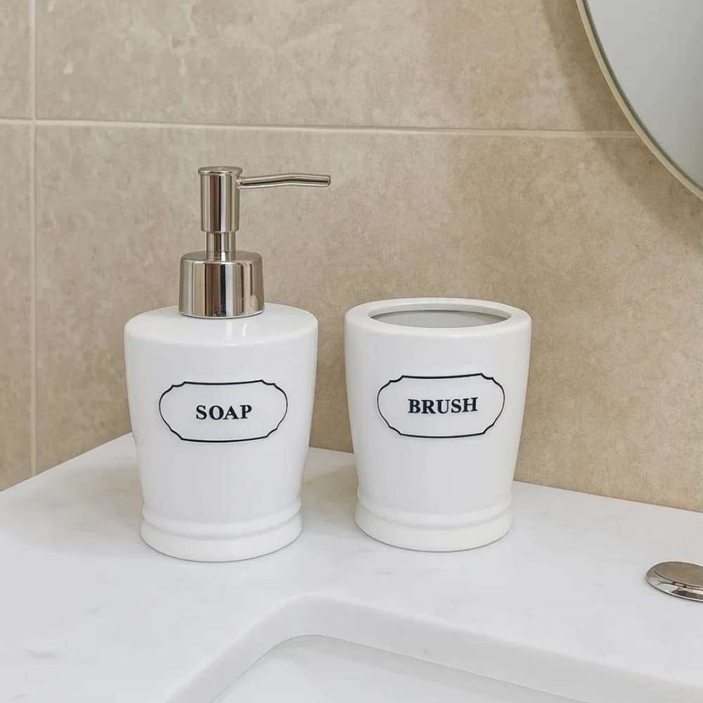Kit Banheiro Porta Escova + Saboneteira Liquida Dispenser Sabonete Cerâmica Branca 350ml Organizador Pia Banheiro Lavabo