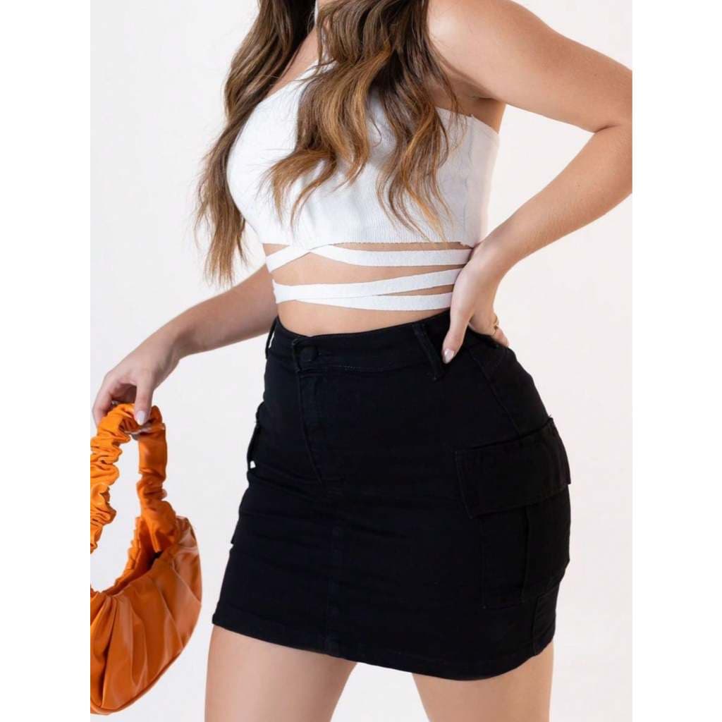 Saia jeans Cargo, Black meia coxa.