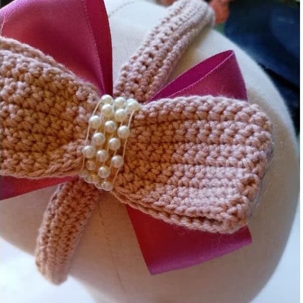 Tiara de Crochê Infantil com Pérolas Marrom Bordô Bebê Menina Faixa Arco Delicado Festa