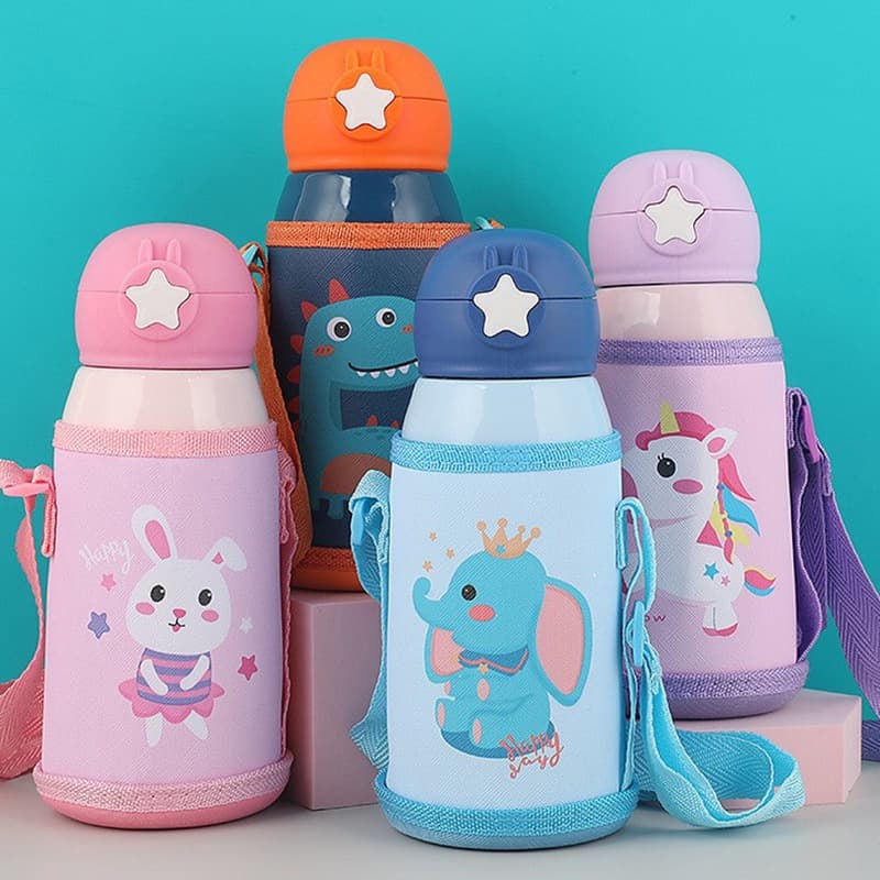Garrafa de Água Infantil 500ml com Bolsa Versátil – Bico de Silicone, Cores Diversas
