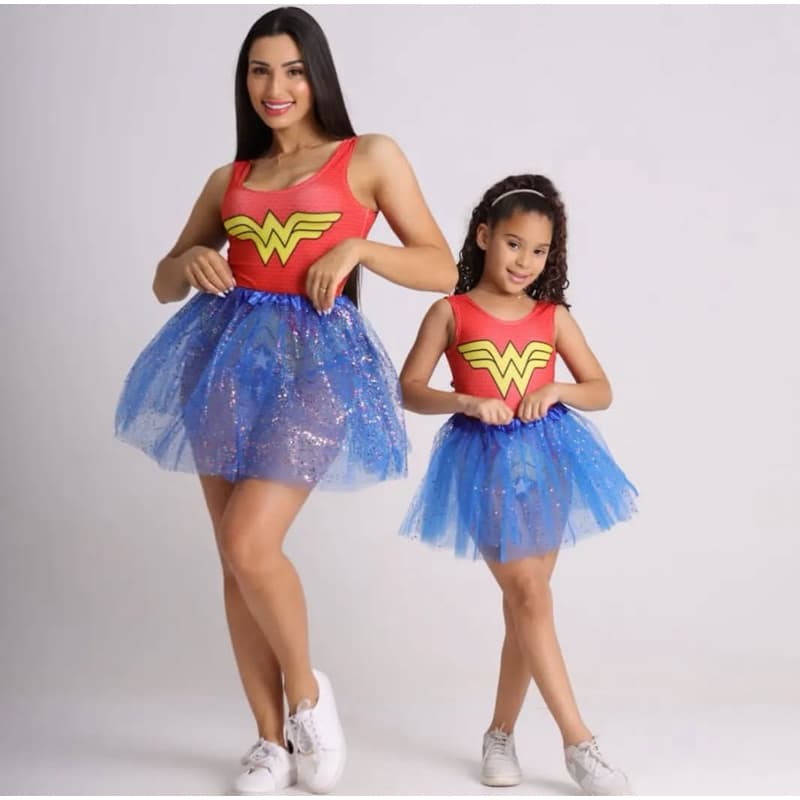 Fantasia Mulher-Maravilha com Saia de Tule Azul – Adulto ou Infantil