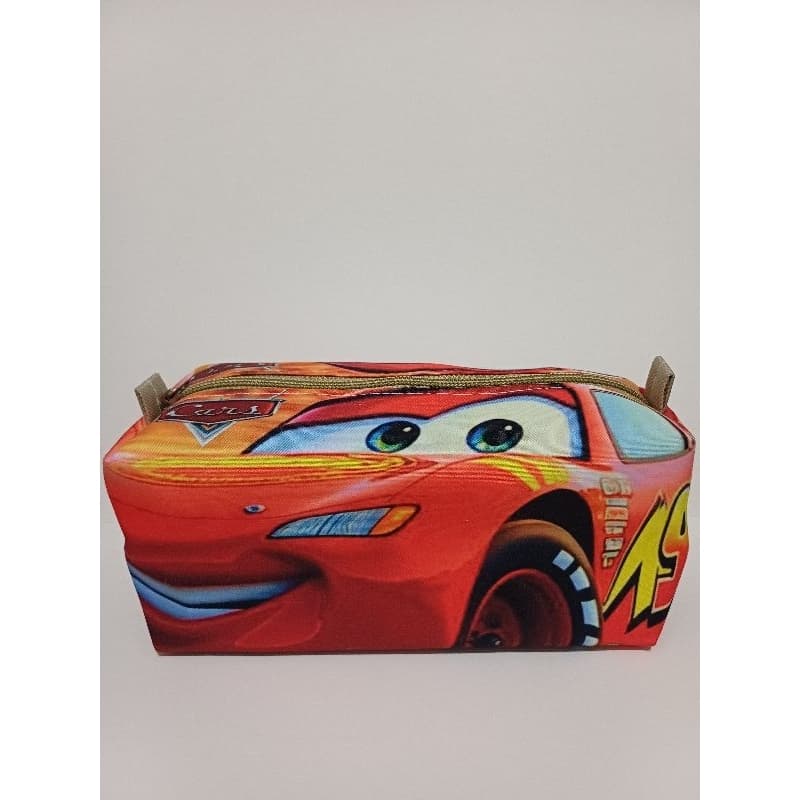 Estojo Multiuso Necesser Personagens  Relâmpago MC QUEEN..