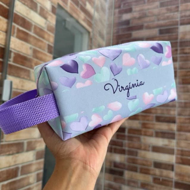 Necessaire box com forro personalizada com nome presente feminina coração menina infantil organizada