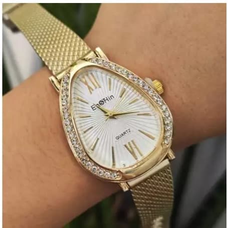 Relógio Feminino oval Luxo Com Stras Pulseira de Malha Resinada Design Elegante O formato de uma cobra 2342