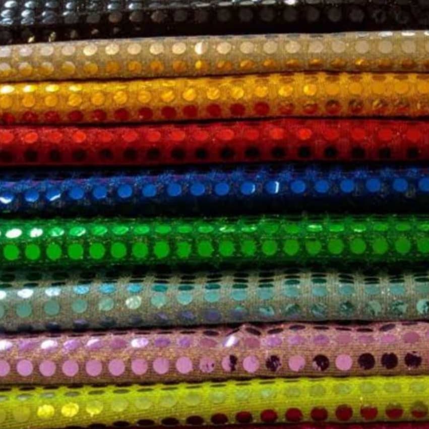 Tecido Paetê ou Paetex Fantasia Colorido (50 cm x 1,00 mt LEVANDO ACIMA DE 2 UND VAI SEM CORTES).