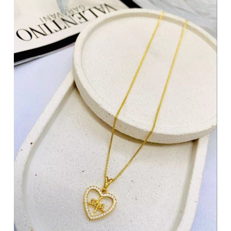 Colar Fé e Amor Cravejado Dourado