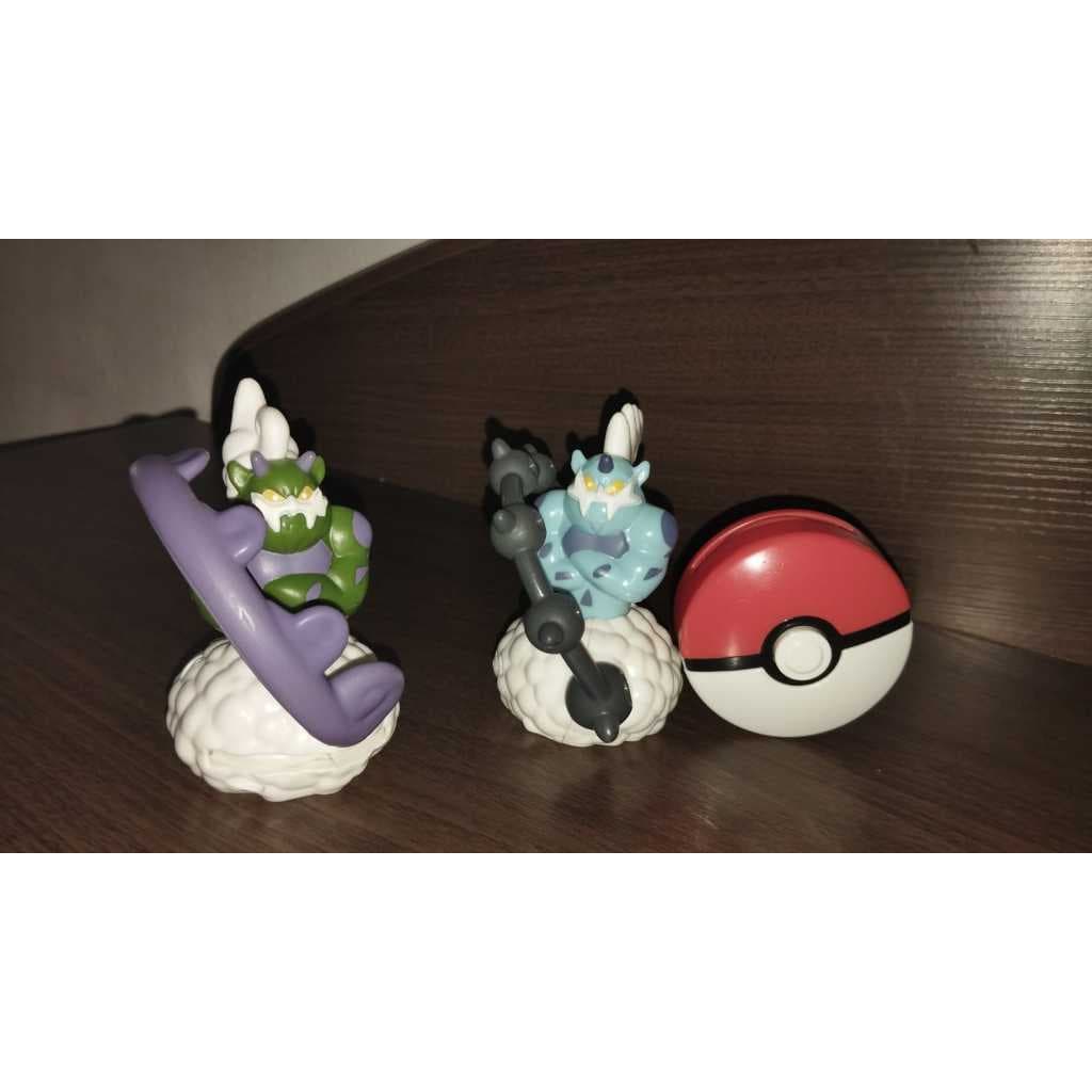 Lote Bonecos Pokémon Thundurus e Tornadus + Lançador Pokébola (McDonald's)