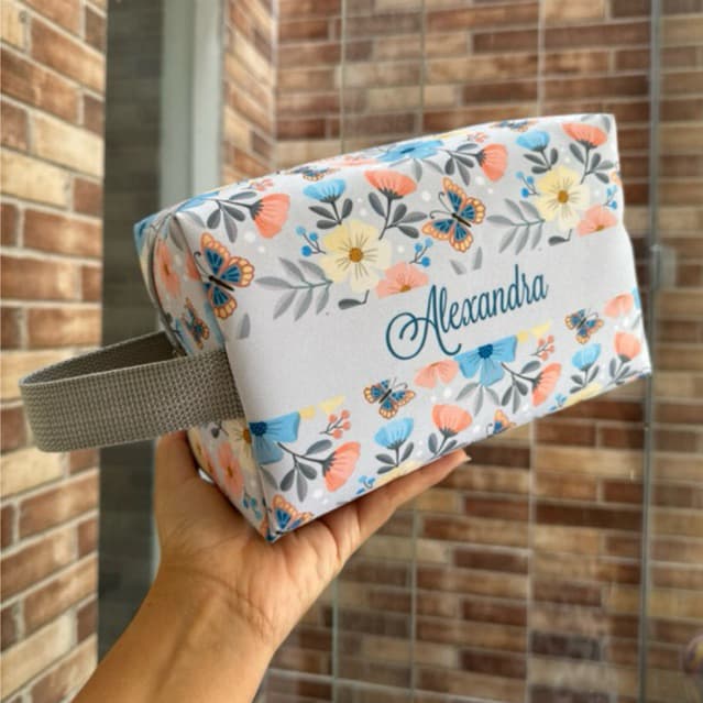 Necessaire box GG COM FORRO personalizada com nome presente maquiagem organização dia a dia escola