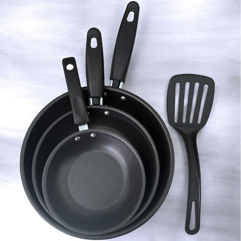 Kit de 3 Frigideiras Antiaderente Preta Teflon + Espátula