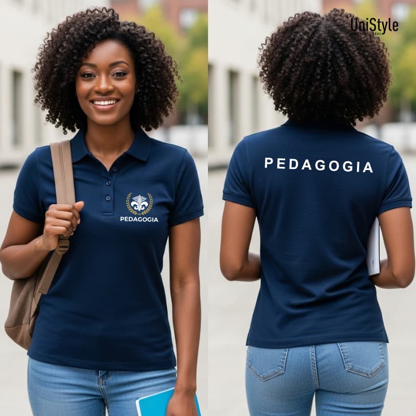 Camisa Gola Polo Pedagogia Profissões Unissex e Baby Look Brasão em Malha Piquet Premium