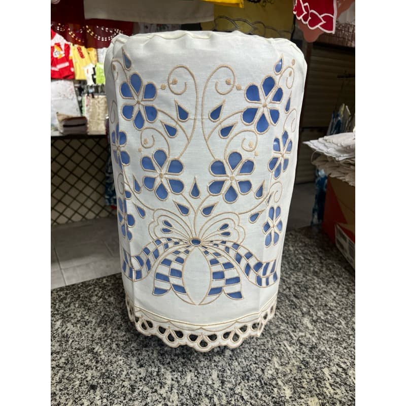 Capa para Galão de Água 20 Litros Bordada Brocada Decorativa Cozinha