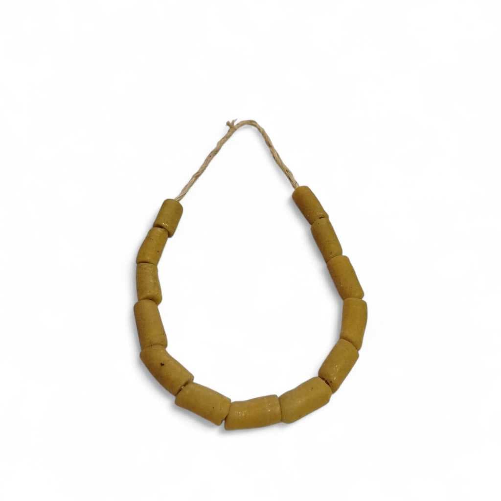 COLAR AFRICANO - CONTAS AMARELAS